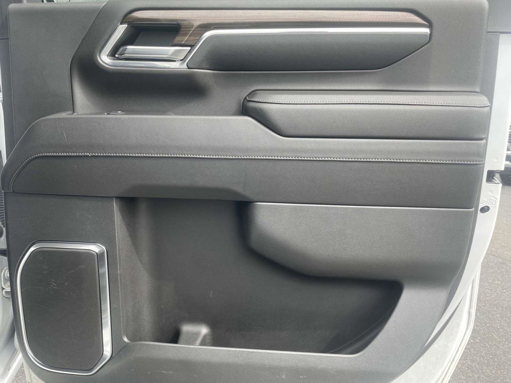 2024 Chevrolet Silverado 2500HD LT - Photo 18