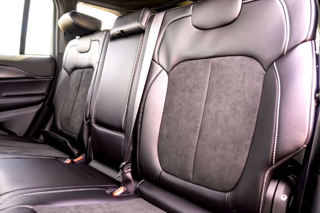 New Car 2025 Jeep Grand Cherokee  Altitude X For Sale Under $50,000 In Taylor, Texas