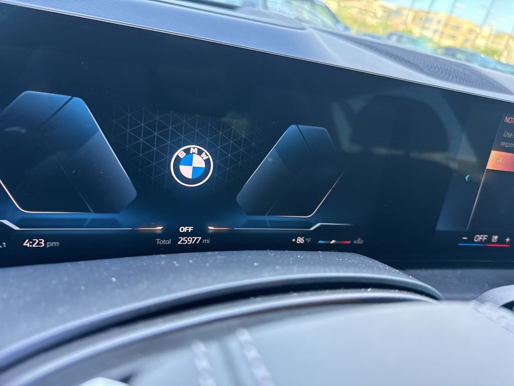 Thumbnail: 2024 BMW X7 - 9