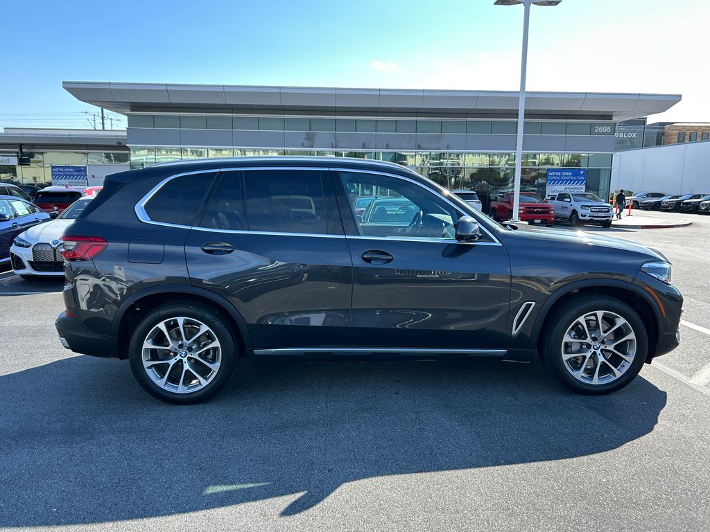 Thumbnail: 2020 BMW X5 - 6
