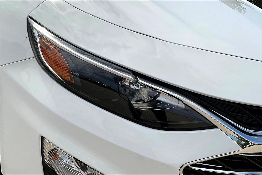 Certified Used 2024 White Chevrolet LT image 27