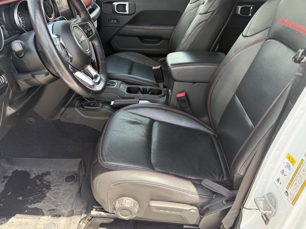 2018 Jeep Wrangler Unlimited Rubicon White at Toyota of Victoria