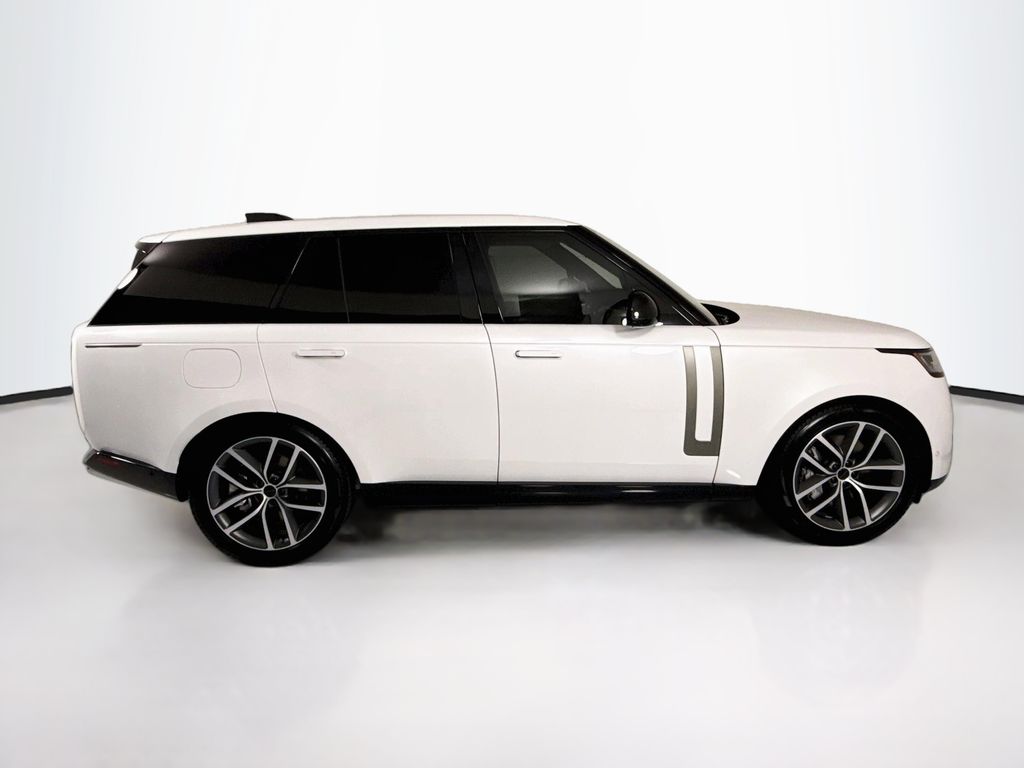Thumbnail: 2026 Land Rover Range Rover - 4