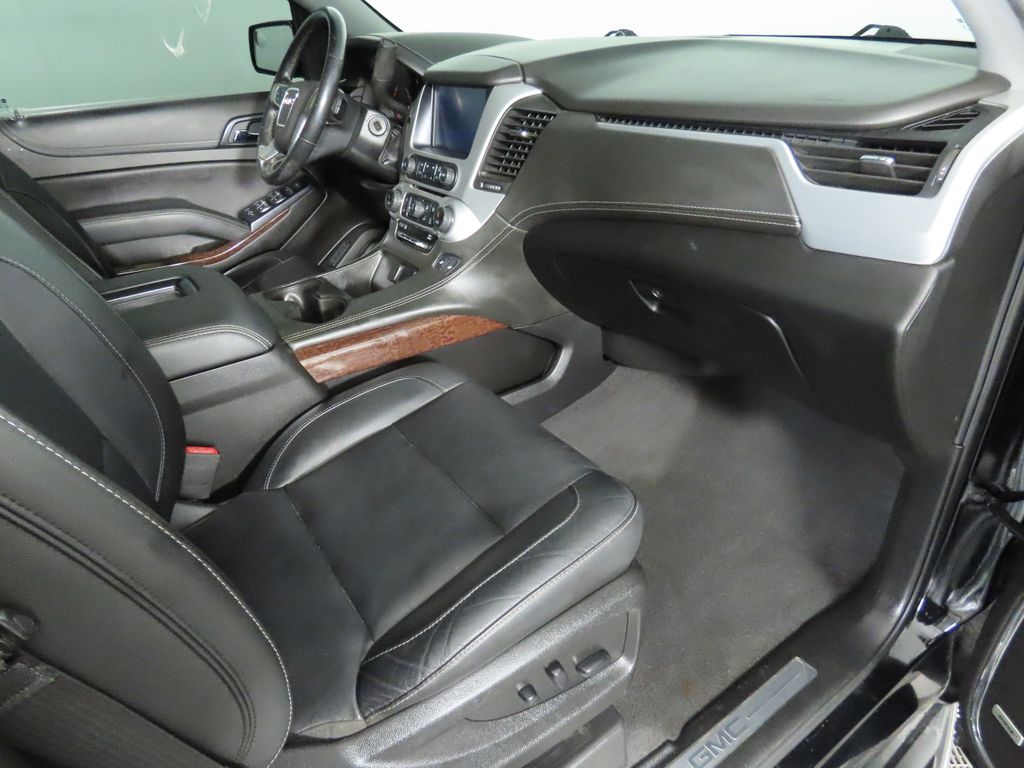 2019 GMC Yukon SLT 17