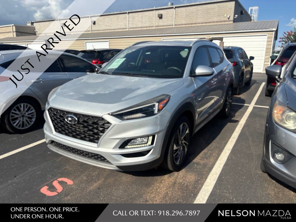 Molten Silver 2019 Hyundai Tucson SUV / Crossover Front-Wheel Drive 6-Speed Automatic