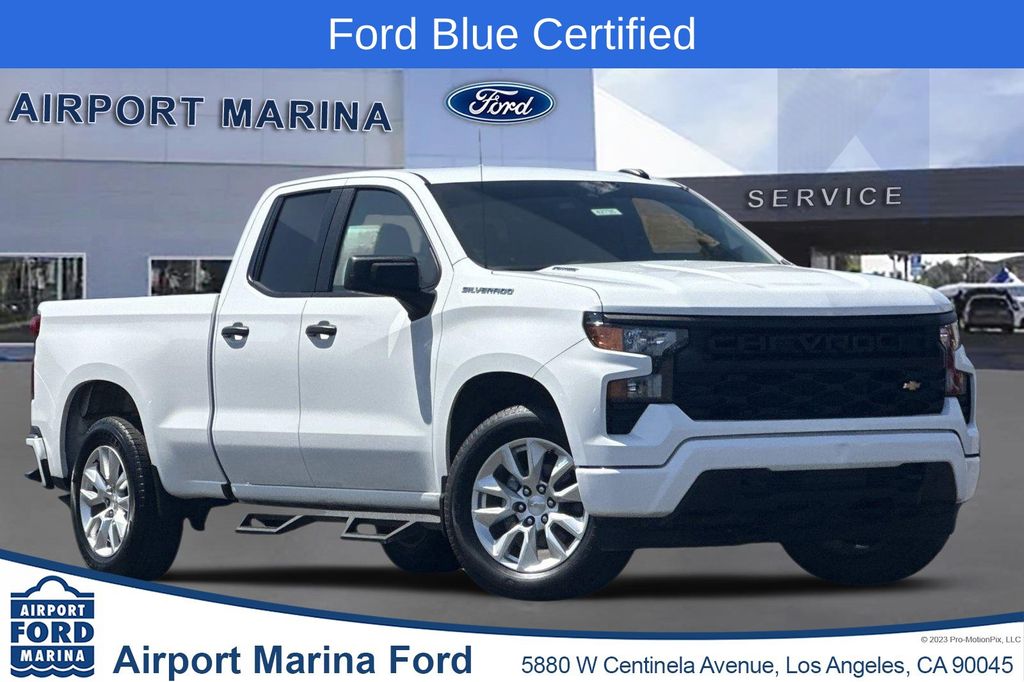 Summit White 2025 Chevrolet Silverado 1500 Custom Double Cab RWD Pickup Truck 4X2 8-Speed Automatic