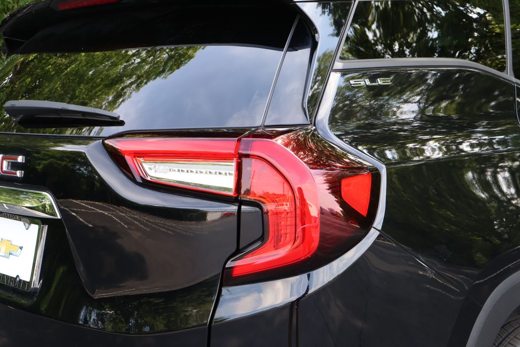 Thumbnail: 2023 GMC Terrain - 8