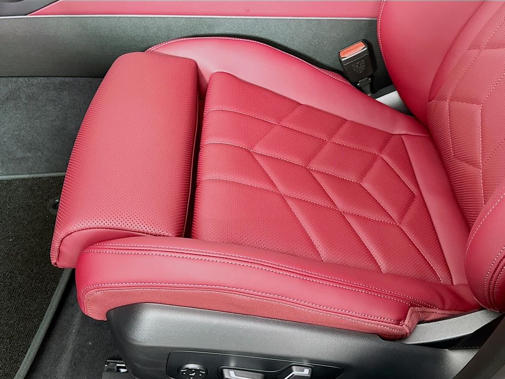 Thumbnail: 2026 BMW i5 - 21