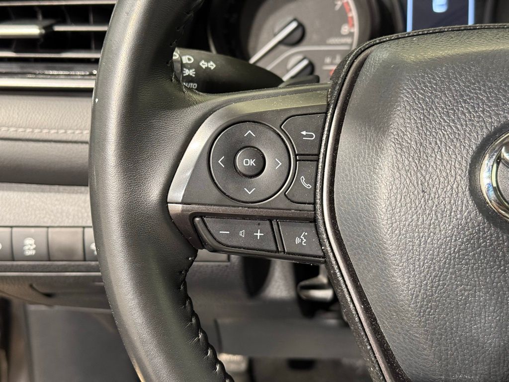 Thumbnail: 2024 Toyota Camry - 21