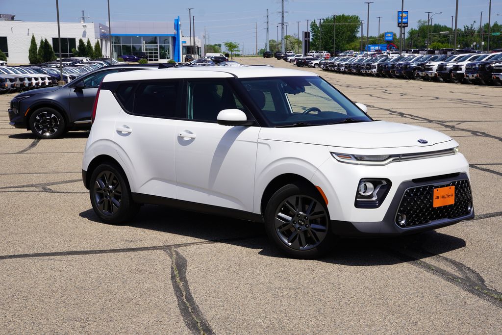Snow White Pearl 2020 Kia Soul EX FWD SUV / Crossover Front-Wheel Drive Continuously Variable Transmission