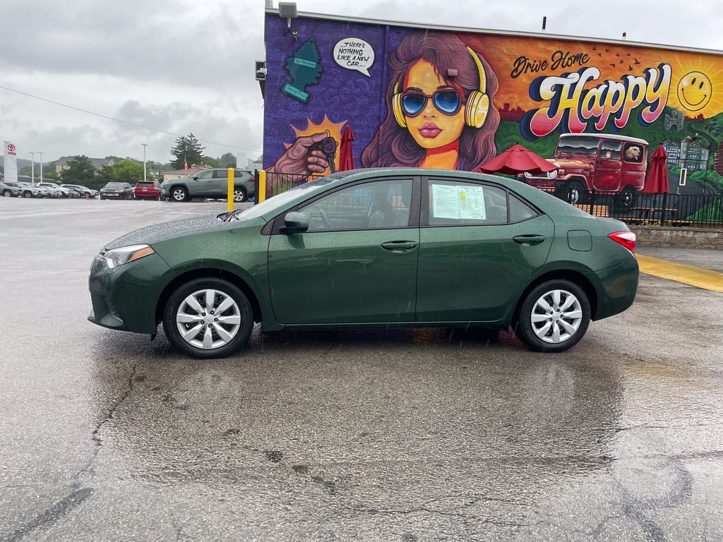 Used 2015 Toyota Corolla LE with VIN 2T1BURHE2FC466304 for sale in Worcester, MA