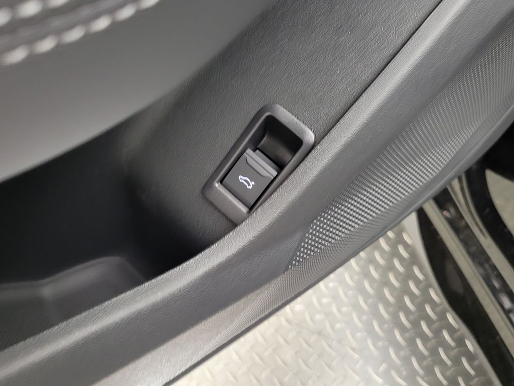 Thumbnail: 2026 Audi A5 - 32