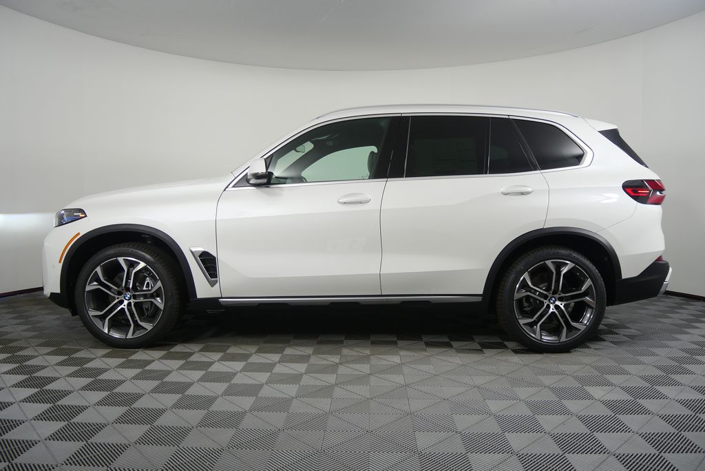 Thumbnail: 2026 BMW X5 - 6