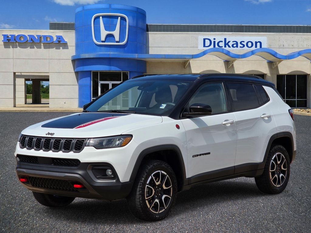 Bright White Clearcoat 2025 Jeep Compass Trailhawk 4WD SUV / Crossover Four-Wheel Drive 8-Speed Automatic