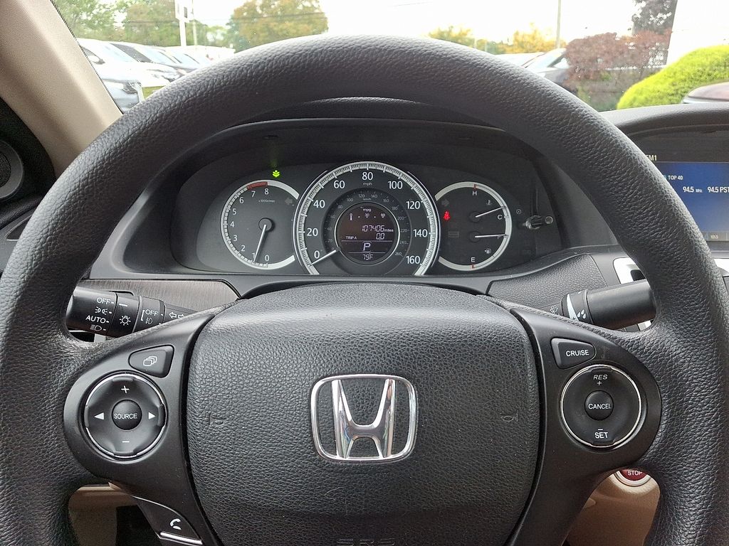 Thumbnail: 2015 Honda Accord - 21