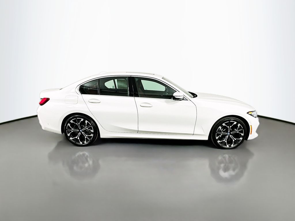 Thumbnail: 2026 BMW 3 Series - 4