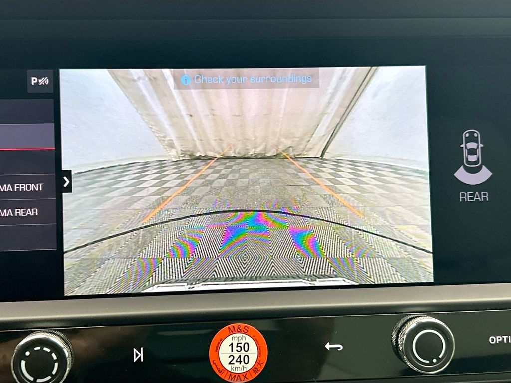 Thumbnail: 2026 Porsche Macan - 18