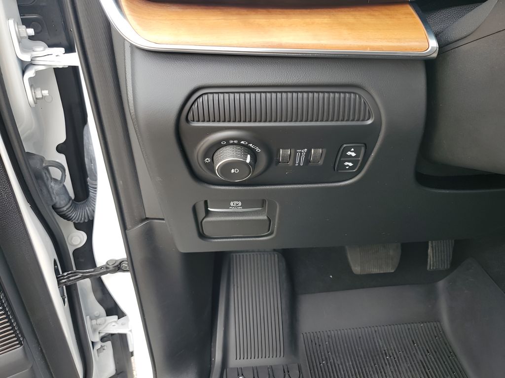 Used Car 2024 Jeep Grand Wagoneer  Series Iii For Sale Under $80,000 In Austin, Texas