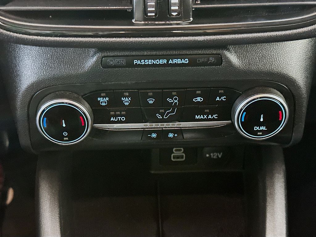 FordEscape17