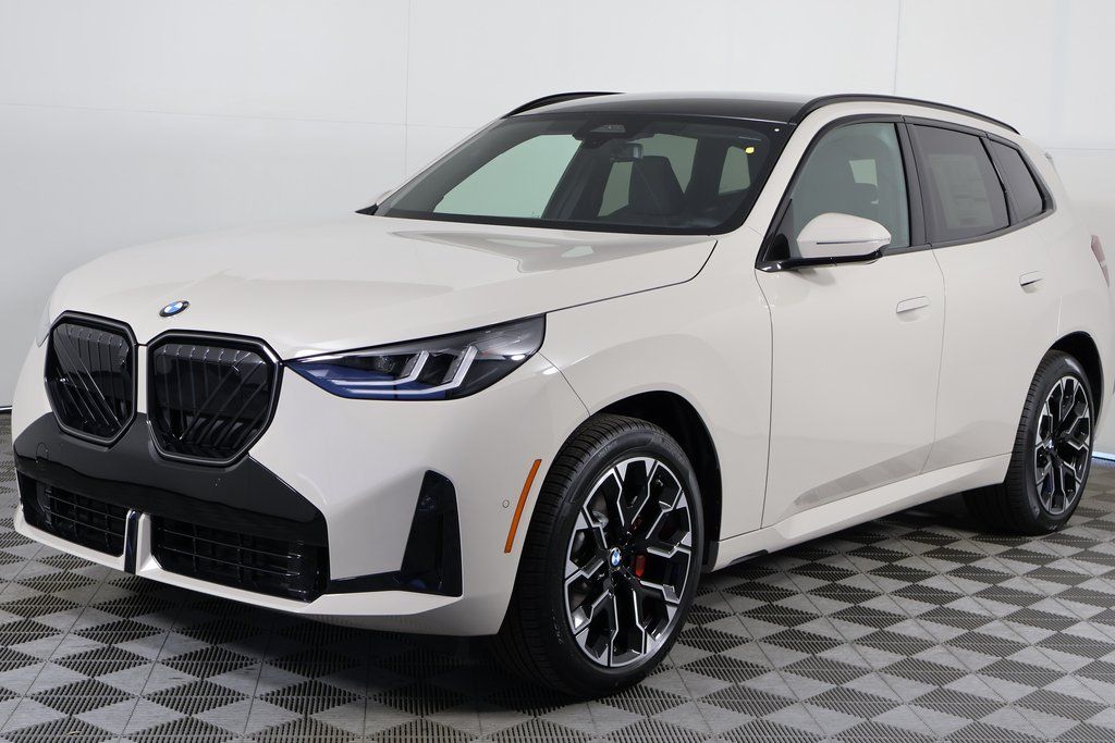 Thumbnail: 2026 BMW X3 - 1