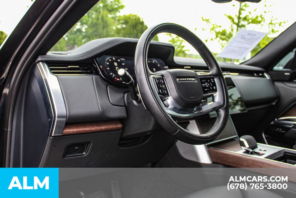 Used 2024 Black Land Rover SE image 22