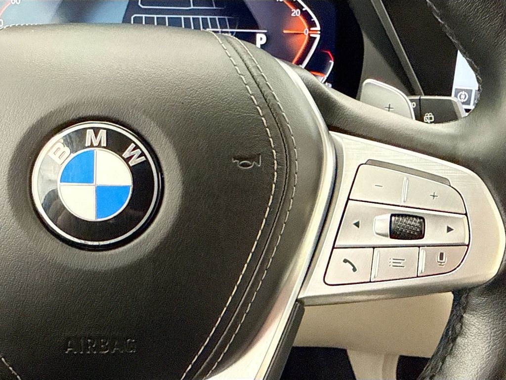 Thumbnail: 2021 BMW X7 - 12