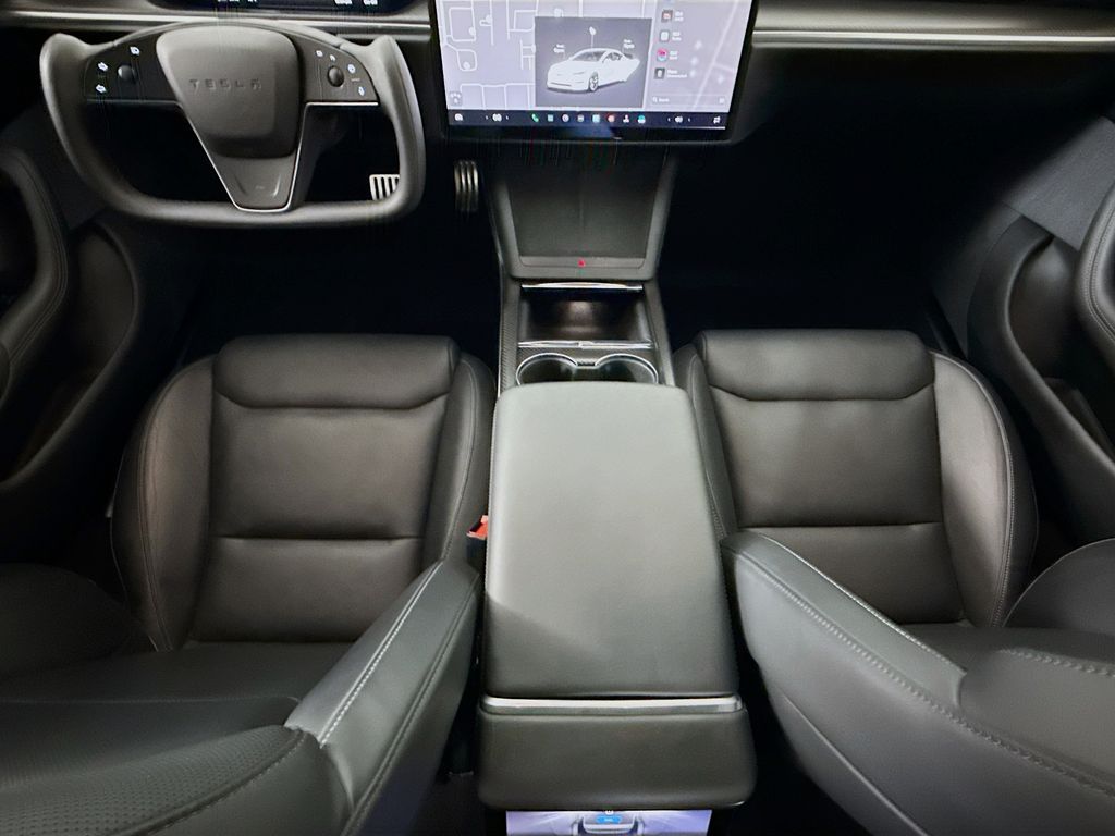 Thumbnail: 2022 Tesla Model S - 17