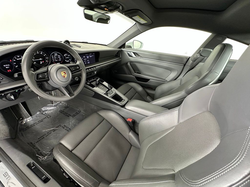 Thumbnail: 2020 Porsche 911 - 4