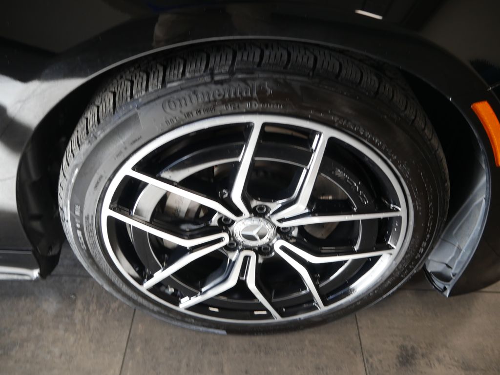 Thumbnail: 2023 Mercedes-Benz E-Class - 14