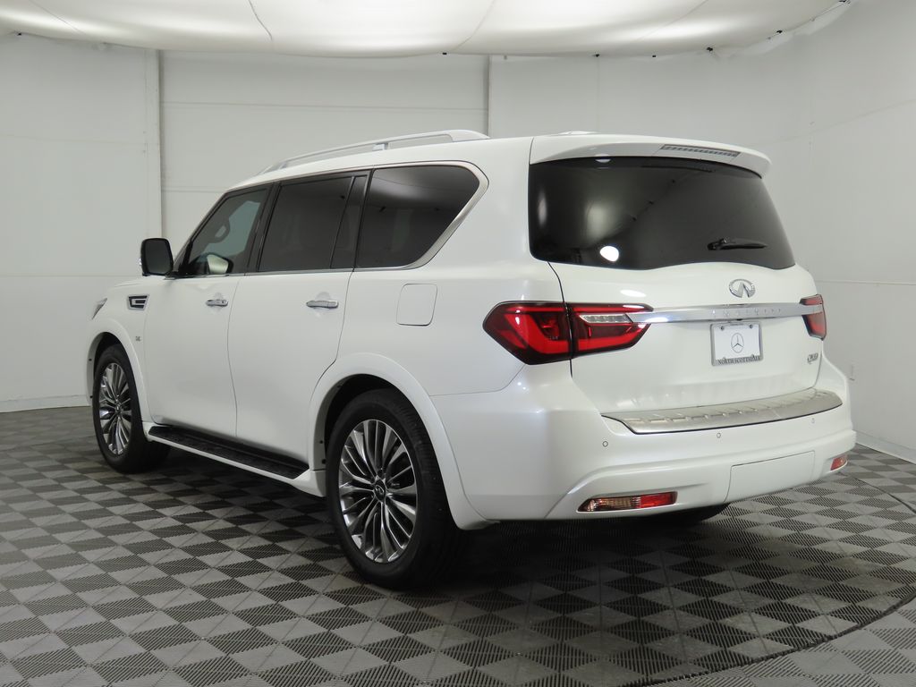 2019 INFINITI QX80 Luxe 7