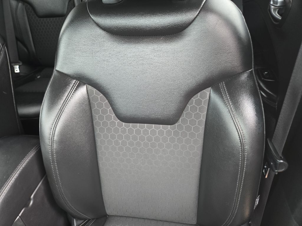 2018 Jeep Compass Latitude Black at Bravo Nissan