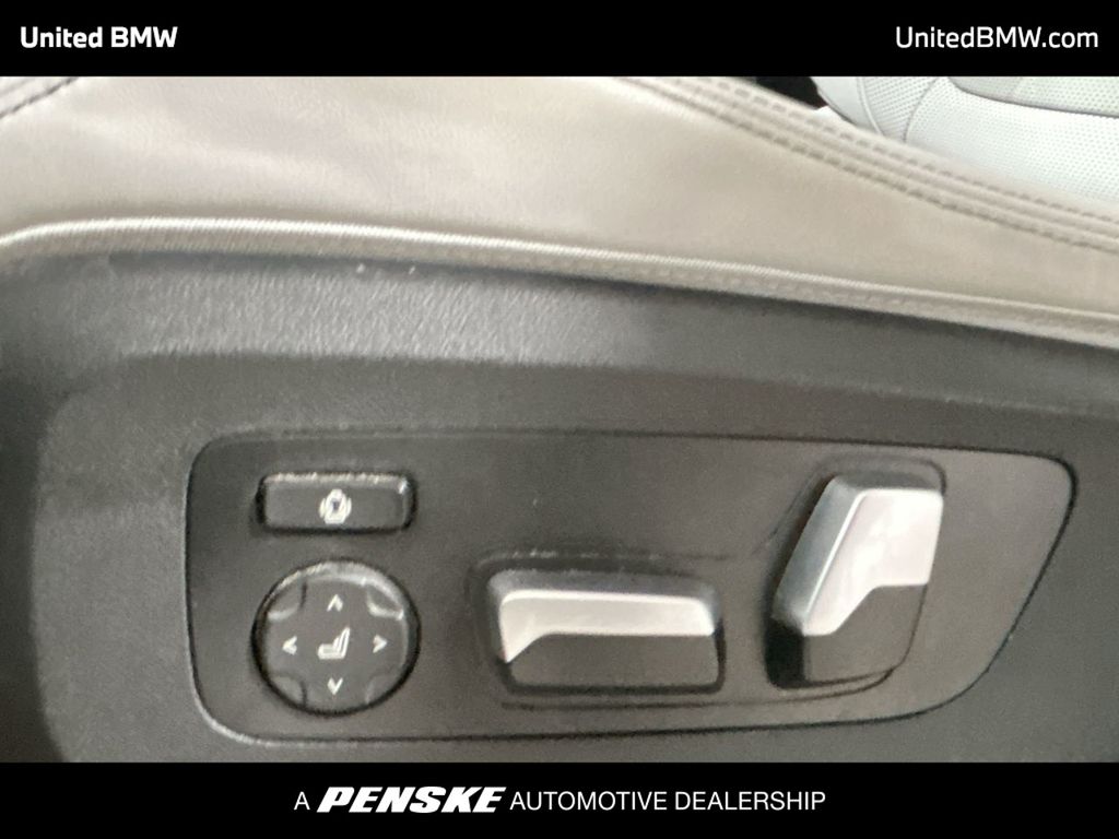 Thumbnail: 2023 BMW X5 - 12