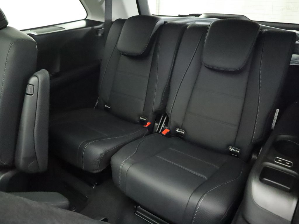 2025 Mercedes-Benz GLS 450 4MATIC 25