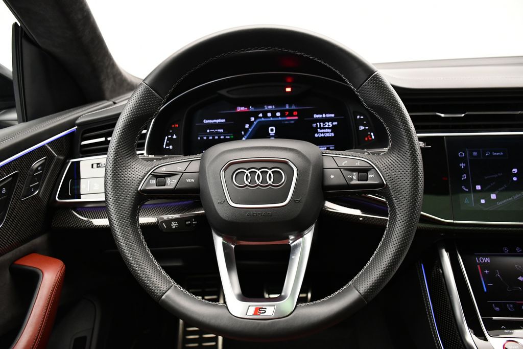 Thumbnail: 2022 Audi SQ8 - 21