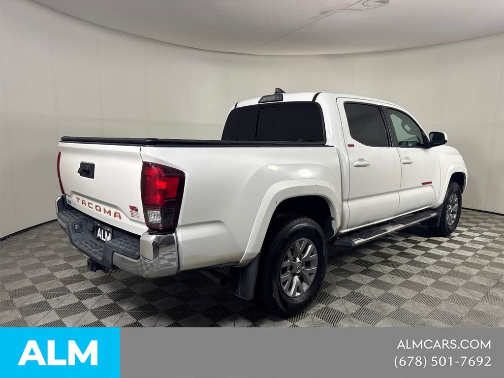 Used 2019 White Toyota SR5 image 5