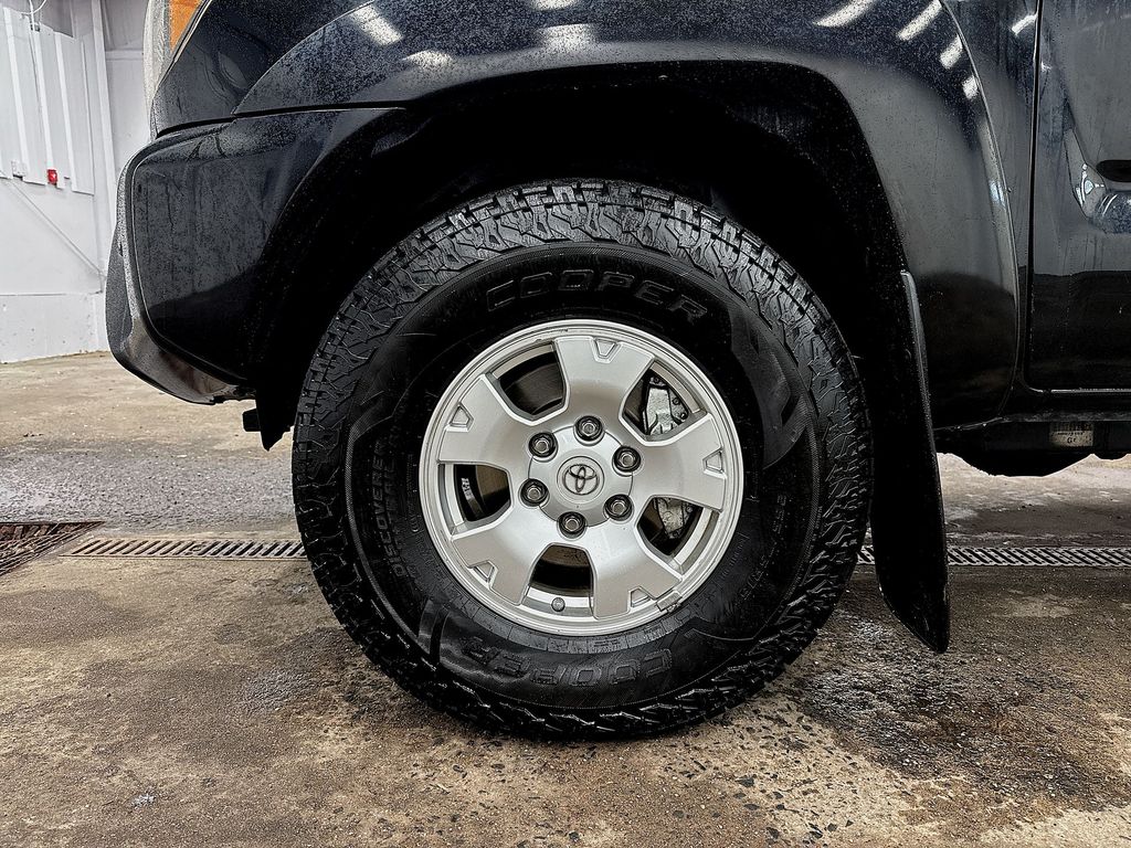 Used 2013 Toyota Tacoma Truck