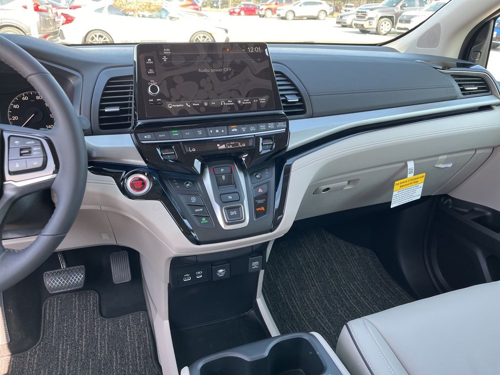 Thumbnail: 2026 Honda Odyssey - 10