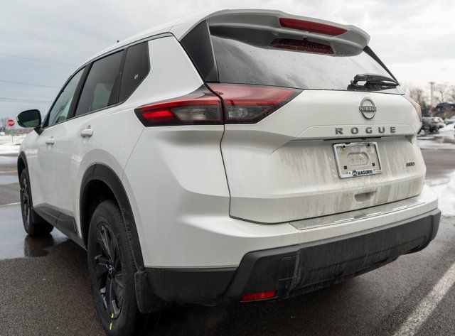 2026 Nissan Rogue SV - 6