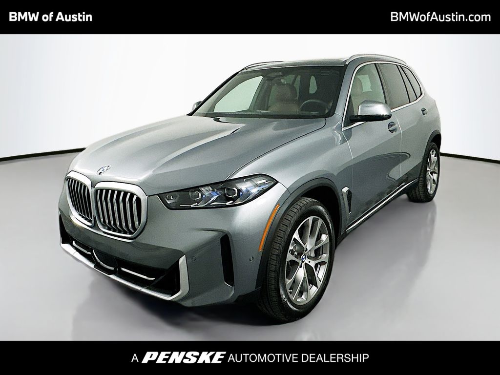 2026 BMW X5 M60i Hero Image