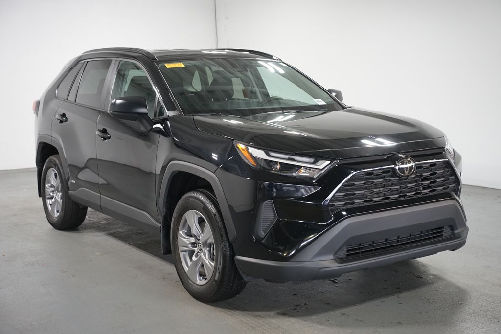 Thumbnail: 2025 Toyota RAV4 - 3