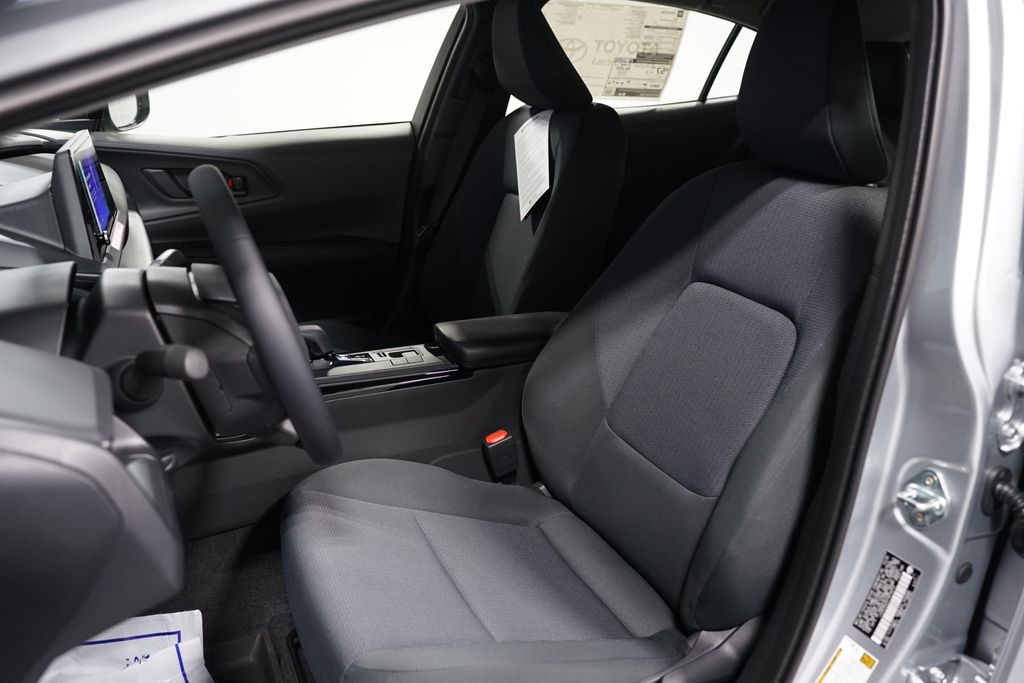 Thumbnail: 2026 Toyota Prius - 25