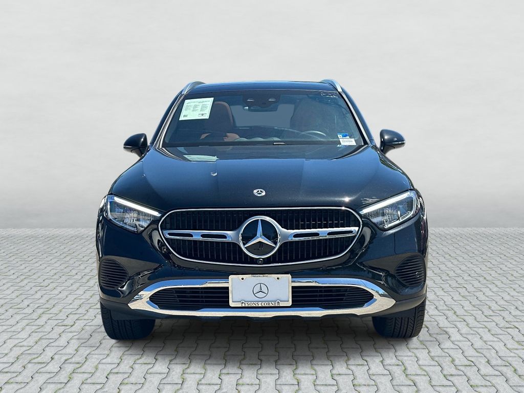Thumbnail: 2025 Mercedes-Benz GLC - 2