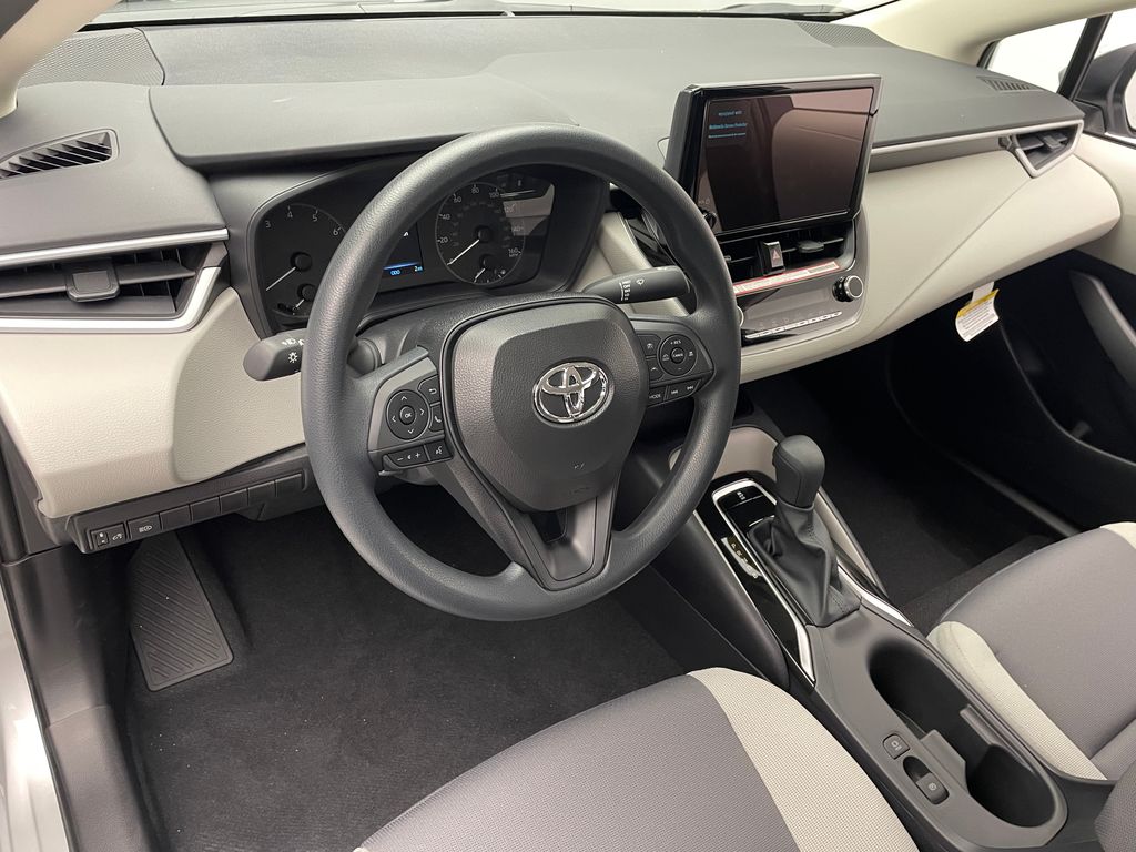 Thumbnail: 2025 Toyota Corolla - 11