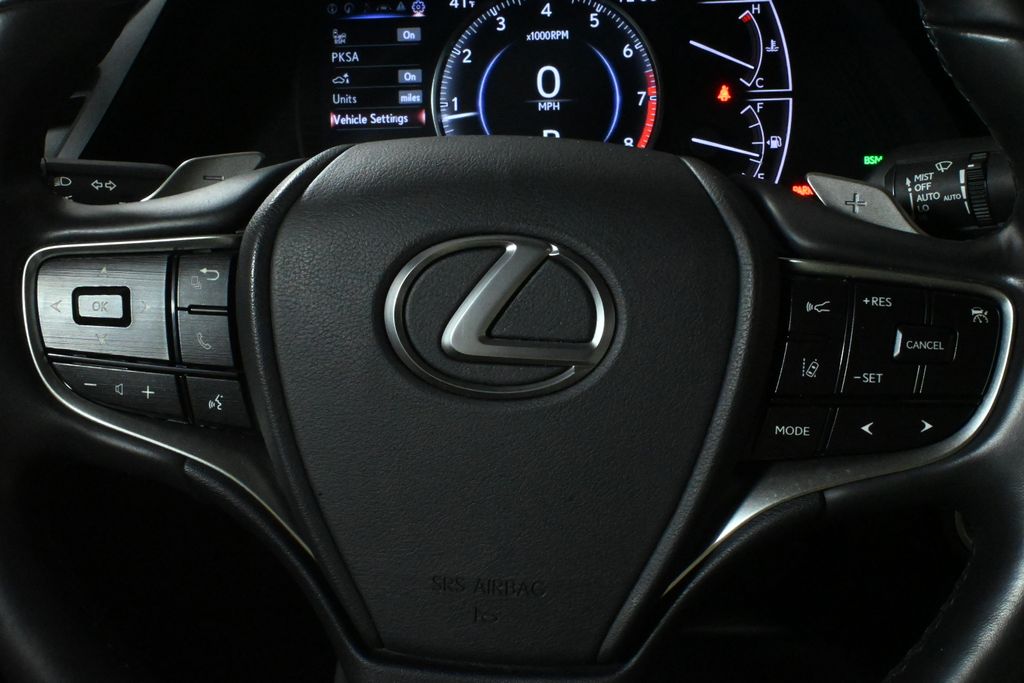 2022 Lexus ES 250 20