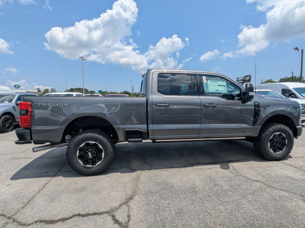 2025 Ford F-250 Super Duty Lariat
