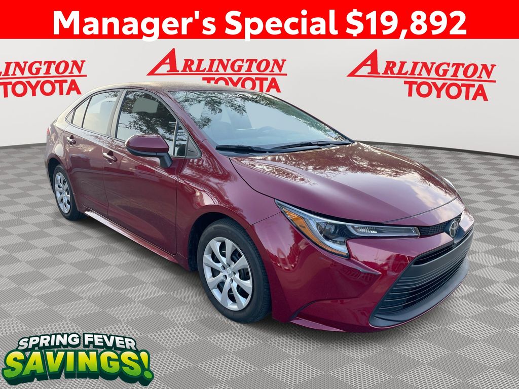 2025 Toyota Corolla LE