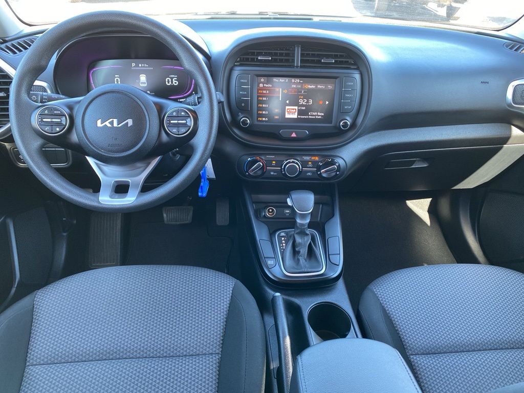 View vehicle photo 4