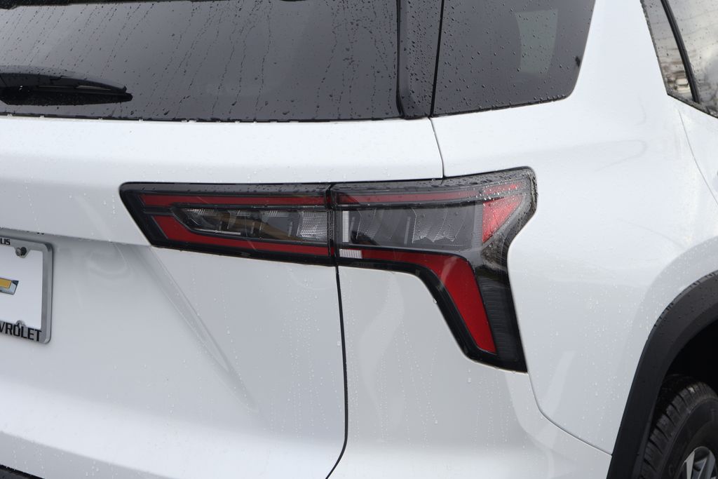 Thumbnail: 2026 Chevrolet Equinox - 7