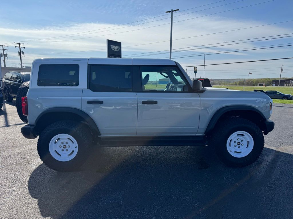 2026 Ford Bronco Heritage Edition - 8