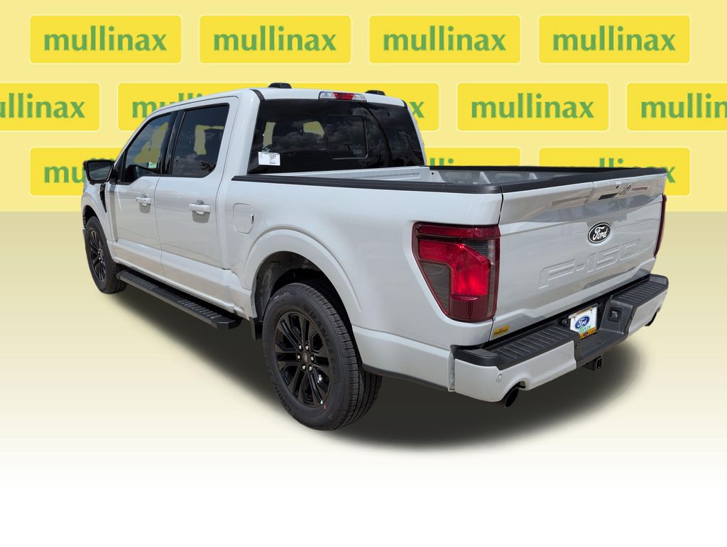 New 2026 White Ford XLT image 9